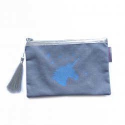 Pochette gris clair, licorne bleue