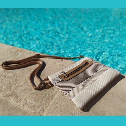 Beige and ivory straw pouch